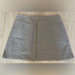 Forever 21 Grey Zip-Up Skirt